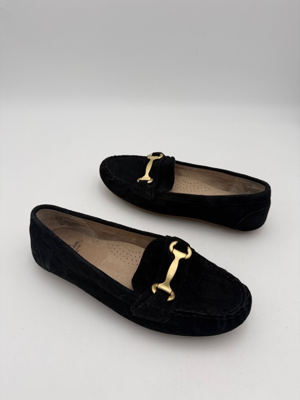 White Mountain Black Suede women Loafers Gold Horsebit 8.5M leather suede casual
